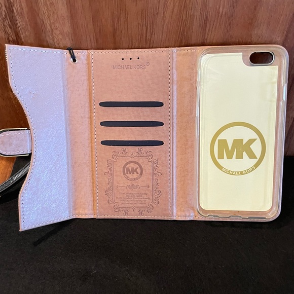 NWOT Michael Kors cell phone case black and gray signature coated canvas - Picture 4 of 7